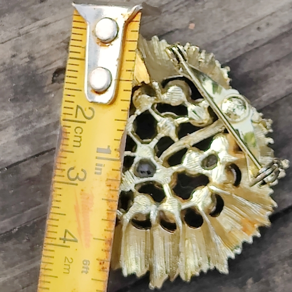 Vintage AB Crystal Gold Leaf Brooch - Picture 2 of 3
